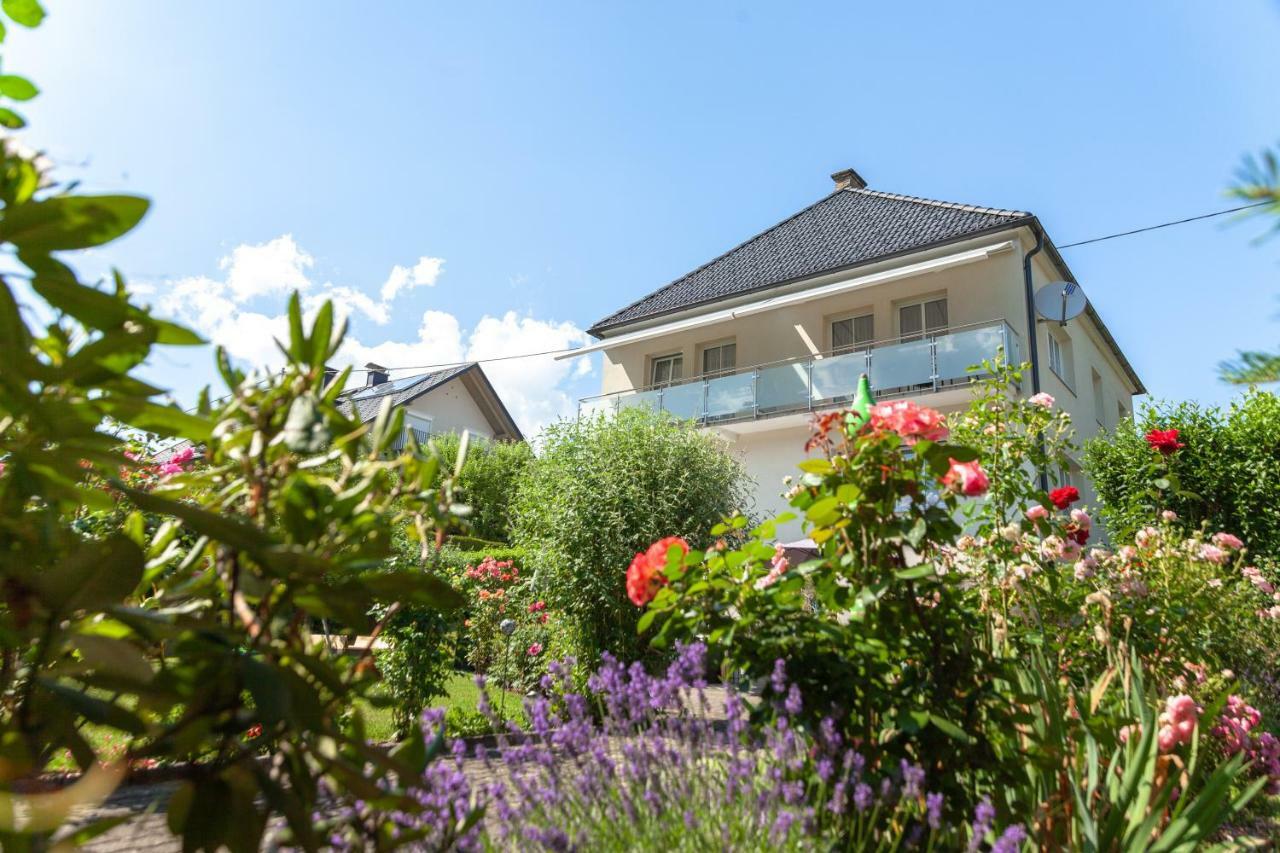 Haus Elisabeth Apartment Seeboden Bagian luar foto